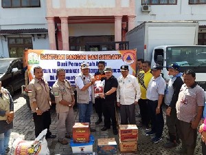 Pemerintah Aceh Serahkan Bantuan Untuk Masyarakat Terdampak Banjir Aceh Tenggara