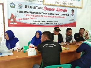 Warga Gampong Trieng Meuduro Tunong Gandeng BFLF Gelar Donor Darah