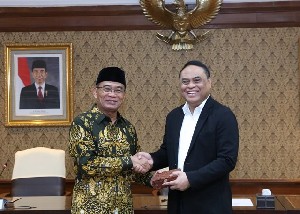 Tes Digelar 23-24 Februari, Mendikbud Serahkan 1.310 Soal Seleksi PPPK ke Menteri PANRB