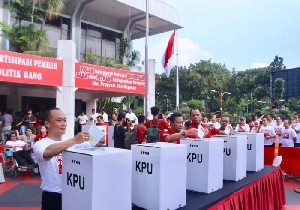 Kemendagri Gelar Simulasi Pencoblosan Surat Suara Pemilu 2019