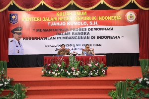 Catatan Penting Menghadapi Agenda Demokrasi Pewmilu Serentak 2019