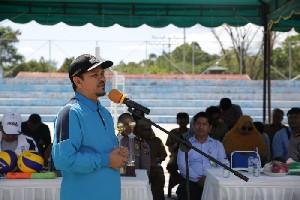 Bupati Buka Tournamen Volly HUT Kota Jantho Ke-35