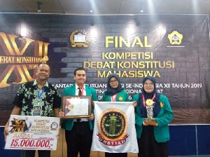 Unsyiah Juara Nasional Debat Konstitusi Mahasiswa