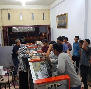 Pembatasan Medsos Berimbas Pada Turunnya Omzet Pelaku Usaha Online