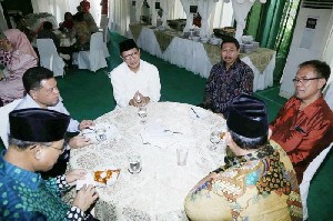 Open House Menag Diwarnai Kehadiran Tokoh Lintas Agama