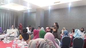 Politik Uang dan Edukasi Pemilih Masih Menjadi Hambatan Bagi Caleg Perempuan