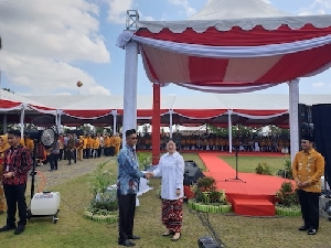 Bupati Nagan Raya Terima Penghargaan Manggala Karya Kencana