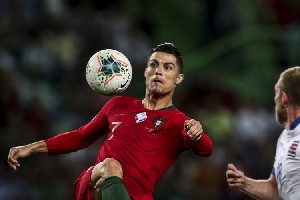 Ronaldo Buru Gol ke-700 dalam Karier