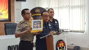 Polisi Tahan 23 Tersangka Bom Medan, Termasuk Guru Mengaji RMN