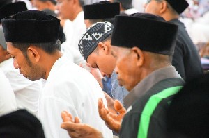 Malam Ini, Zikir Rateb Siribe Digelar di Blang Padang